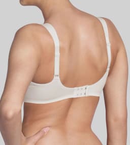 Podprsenka nevyztužená Essential Minimizer W X - Triumph černá (0004) 085D 7