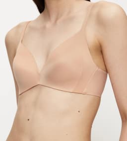 Triumph – Body Make‑Up Soft Touch P: vycpávaná podprsenka bez kostic Triumph NEUTRAL BEIGE 2